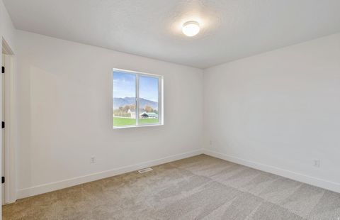 Tiny photo for 1017 E 250 ST S #19, Salem, UT 84653 (MLS # 2127676)