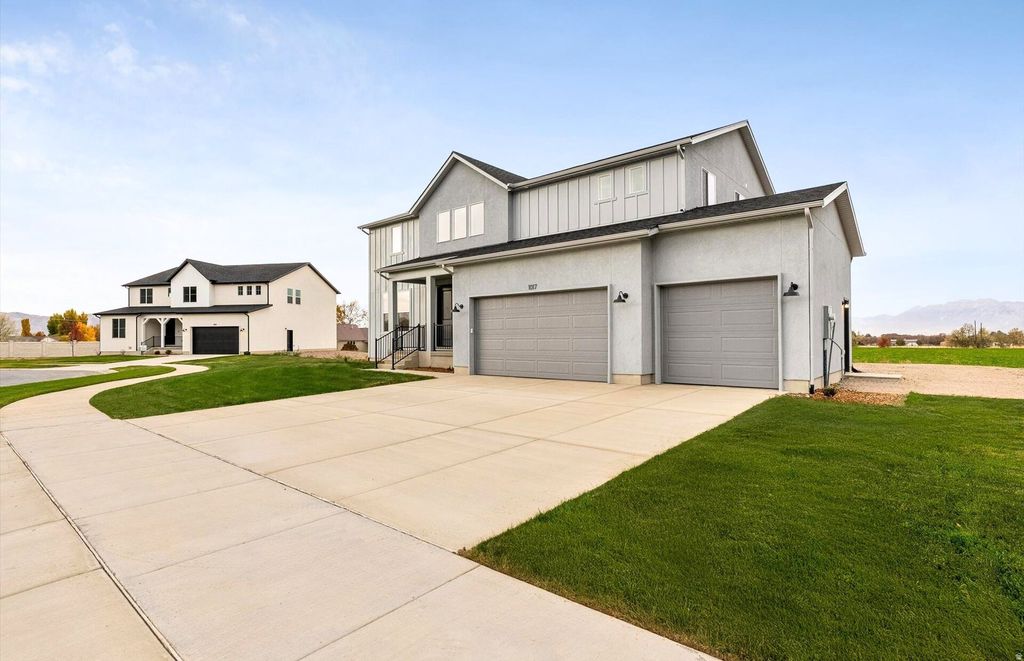 Photo of 1017 E 250 ST S #19, Salem, UT 84653 (MLS # 2127676)