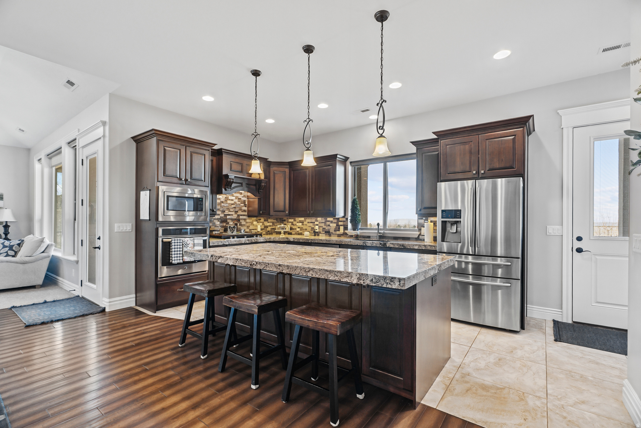 ARROWHEAD ESTATES - Residential