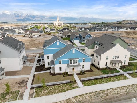 Tiny photo for 921 S MATHILDA DR #261, Saratoga Springs, UT 84045 (MLS # 2125806)