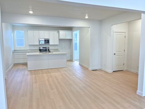 Tiny photo for 921 S MATHILDA DR #261, Saratoga Springs, UT 84045 (MLS # 2125806)