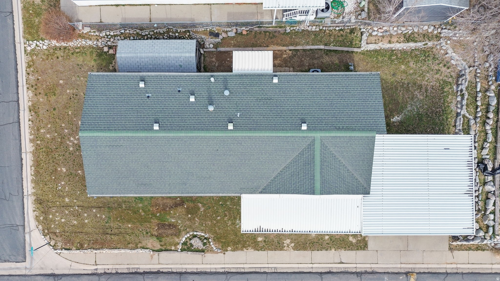 ROLLING HILLS COMMUNITY - Residential