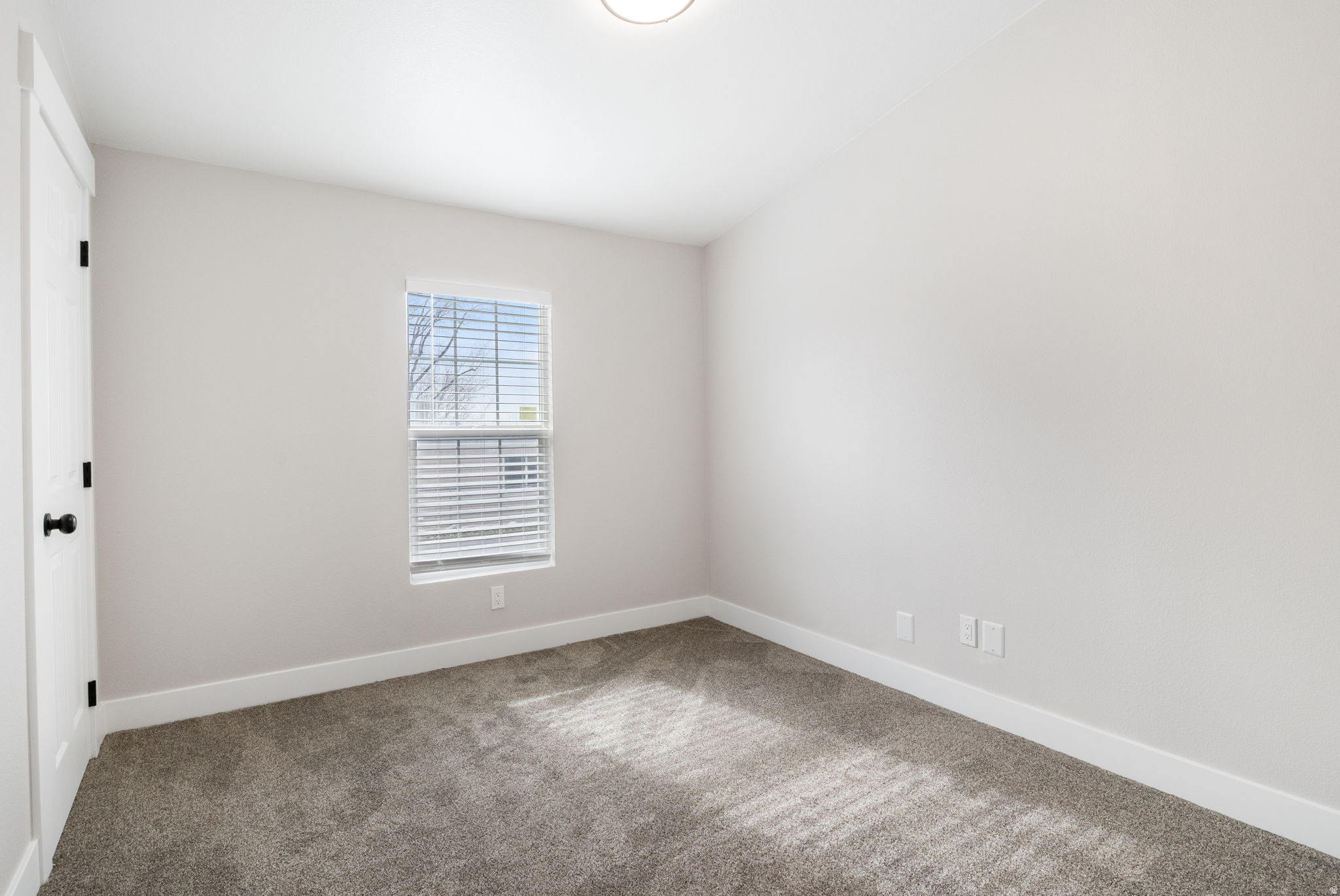 ROLLING HILLS COMMUNITY - Residential