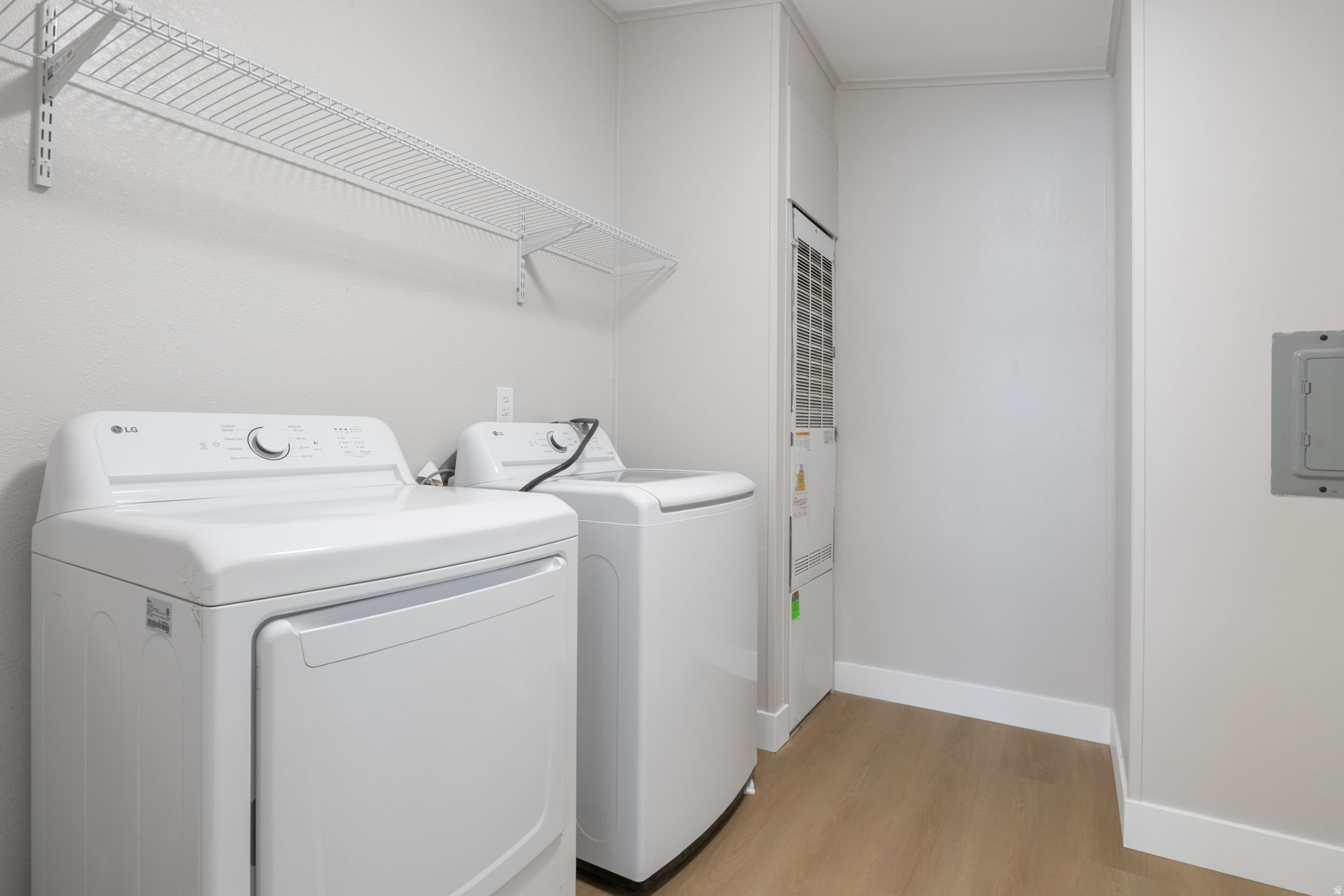 ROLLING HILLS COMMUNITY - Residential