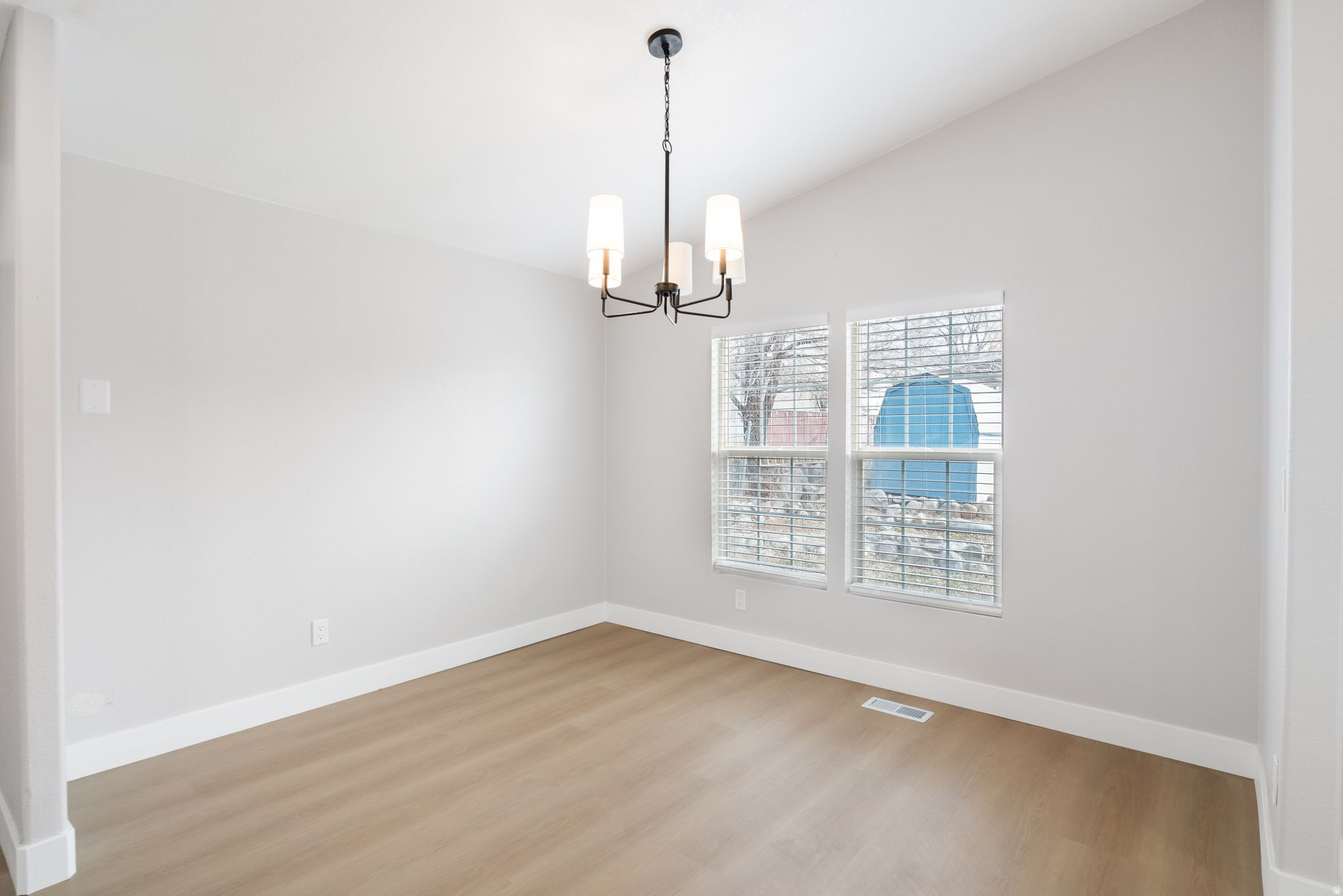 ROLLING HILLS COMMUNITY - Residential