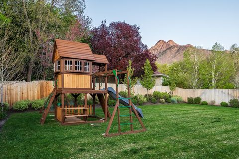 Tiny photo for 4857 S VIEWMONT ST, Holladay, UT 84117 (MLS # 2152512)
