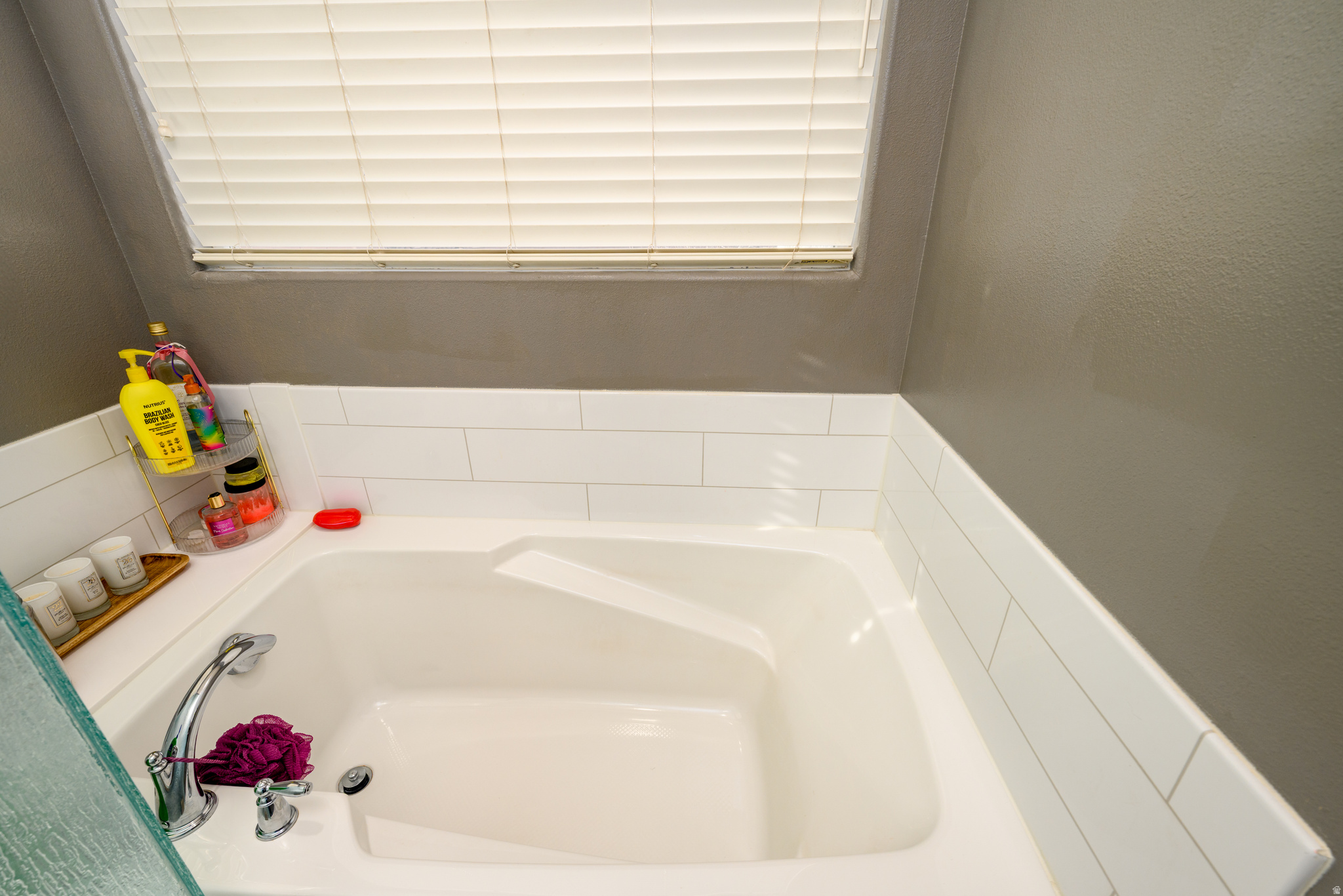 BLOOMINGTON HILLS - Residential