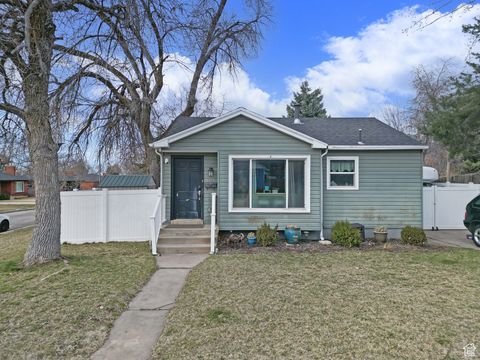 1054 34th St, Ogden, UT 84403 - MLS#: 2071768