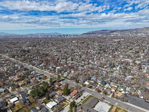 Tiny photo for 2010 E 2100 S, Salt Lake City, UT 84109 (MLS # 2142341)