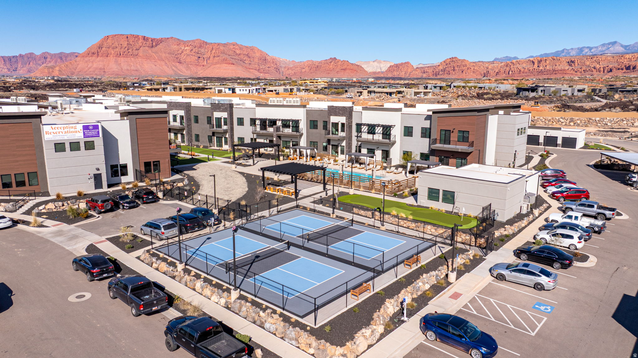 POINTS AT SNOW CANYON - Residential