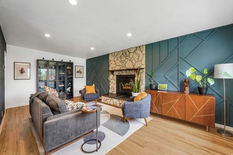 Photo of 1475 W 4950 S, Taylorsville, UT 84123 (MLS # 2132270)