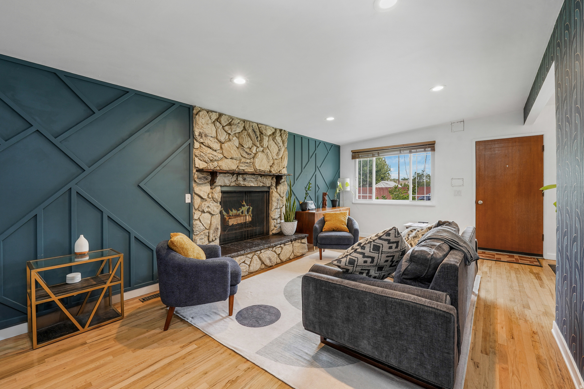 BEST VIEW SUB - Residential