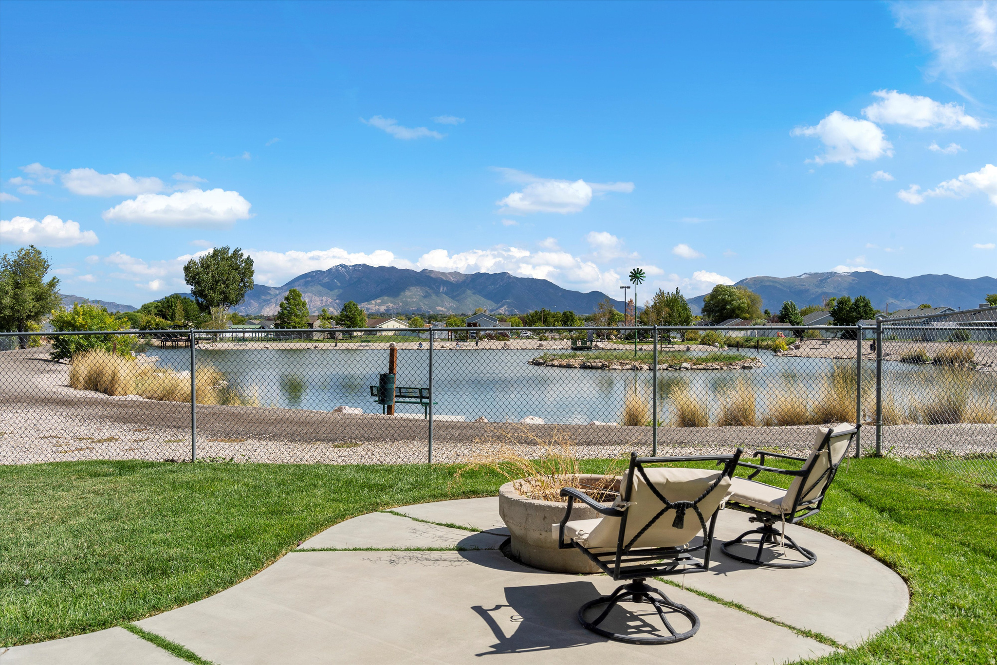 MEADOW CREEK VILLAGE - Residential