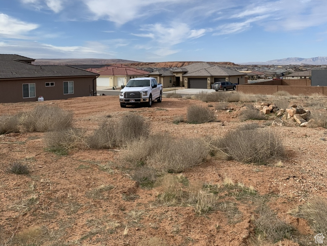 DIXIE SPRINGS - Land