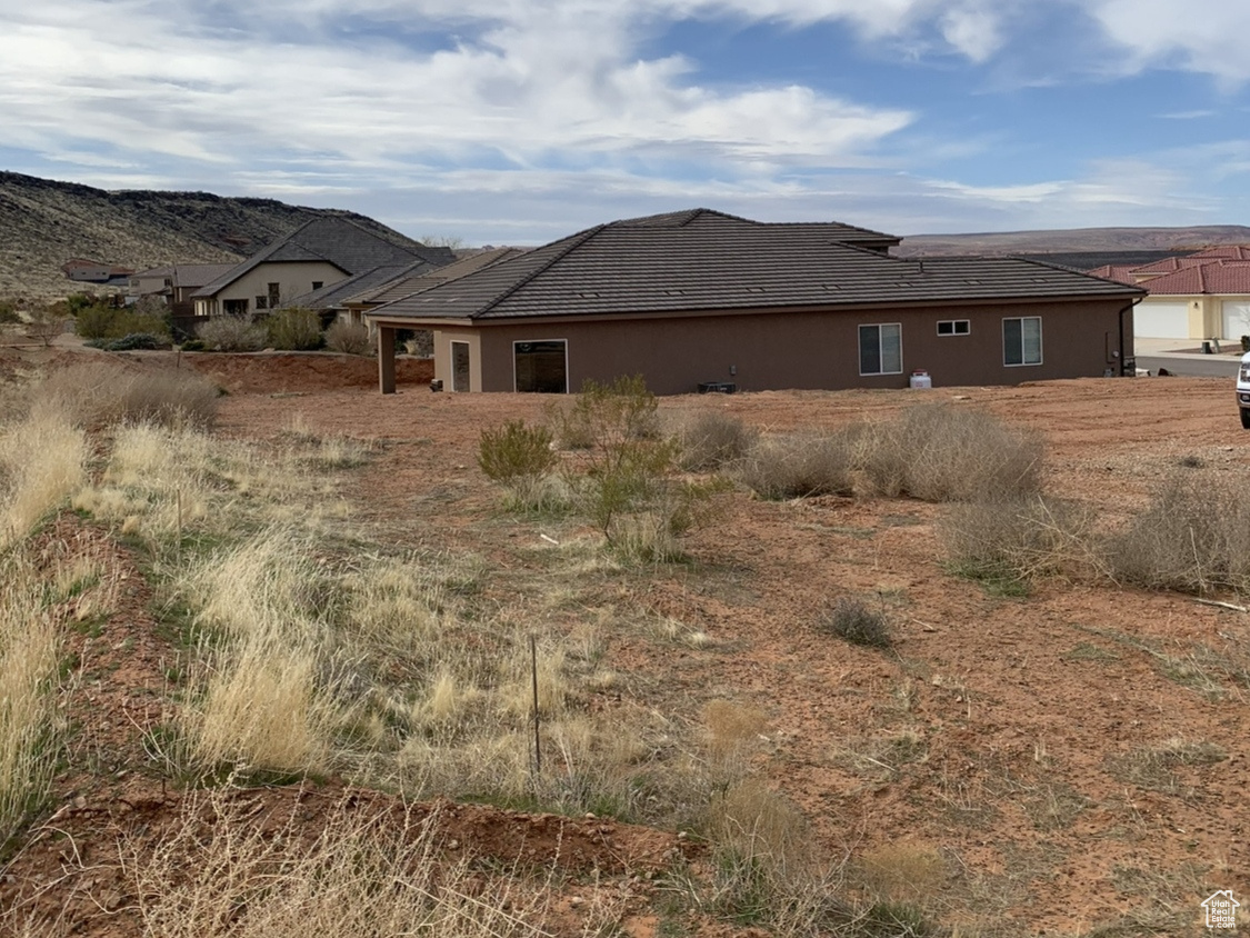 DIXIE SPRINGS - Land