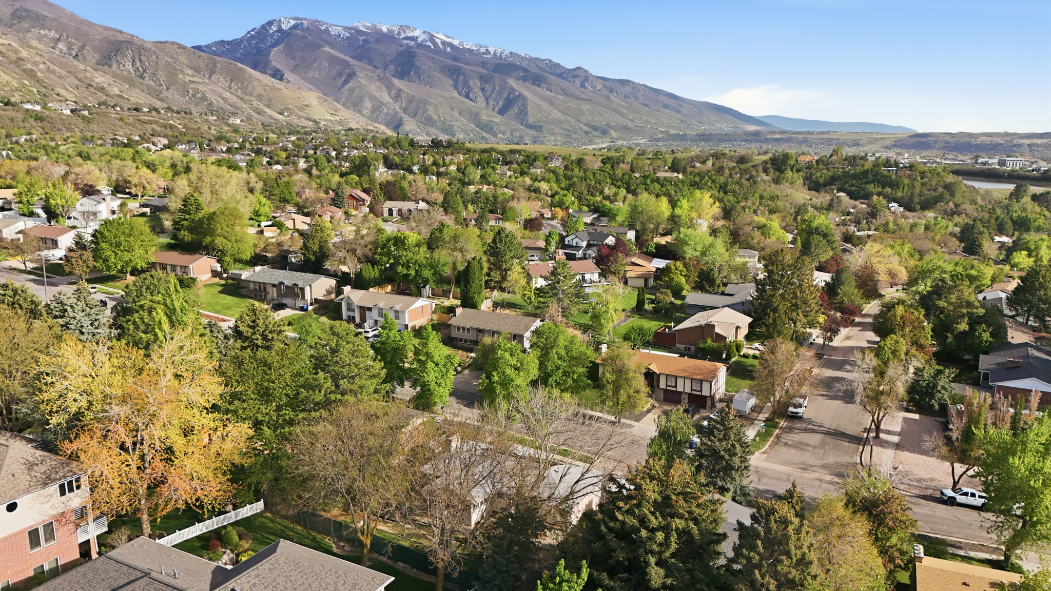 SHADOW VALLEY - Residential