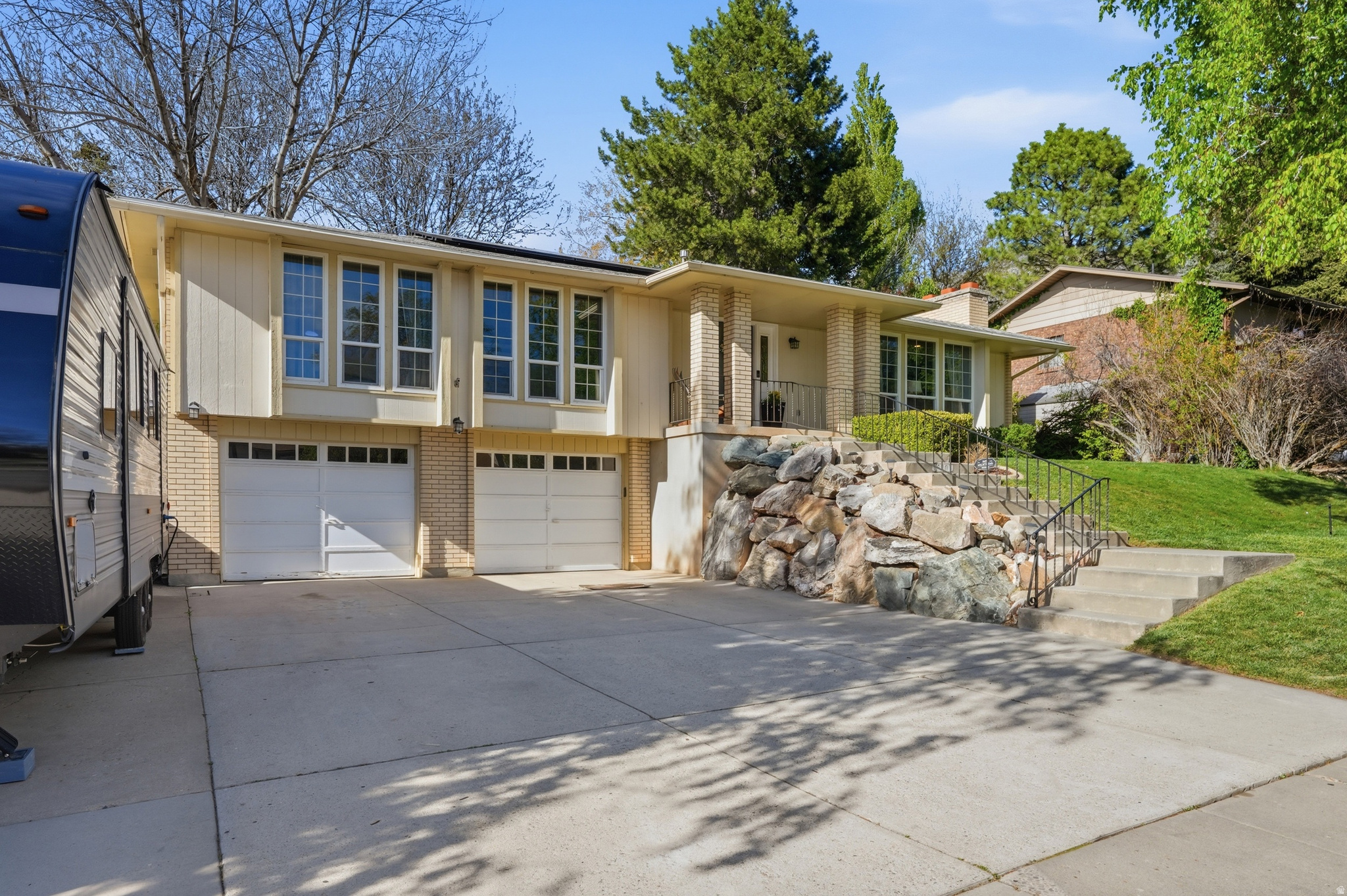 SHADOW VALLEY - Residential