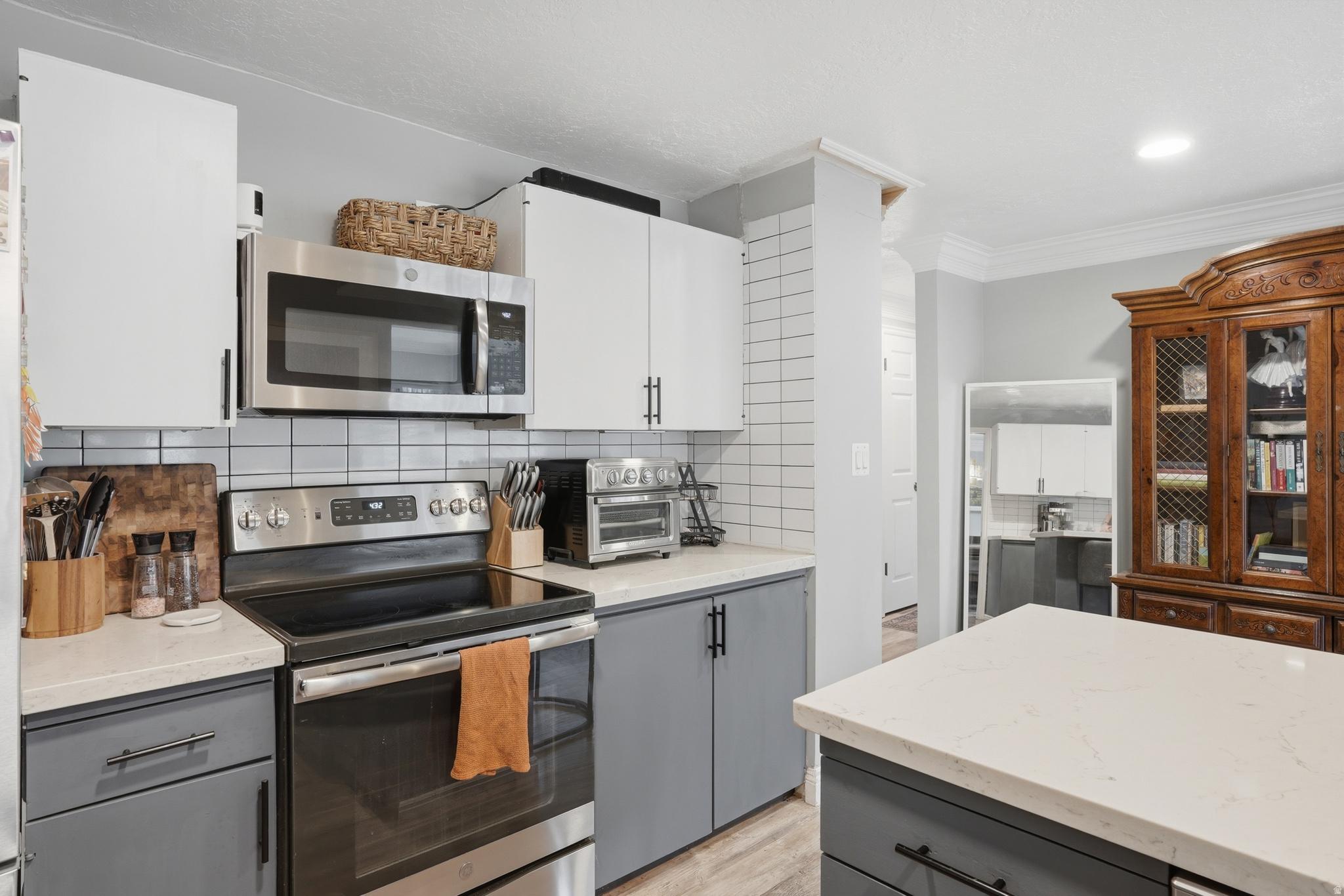 SHADOW VALLEY - Residential