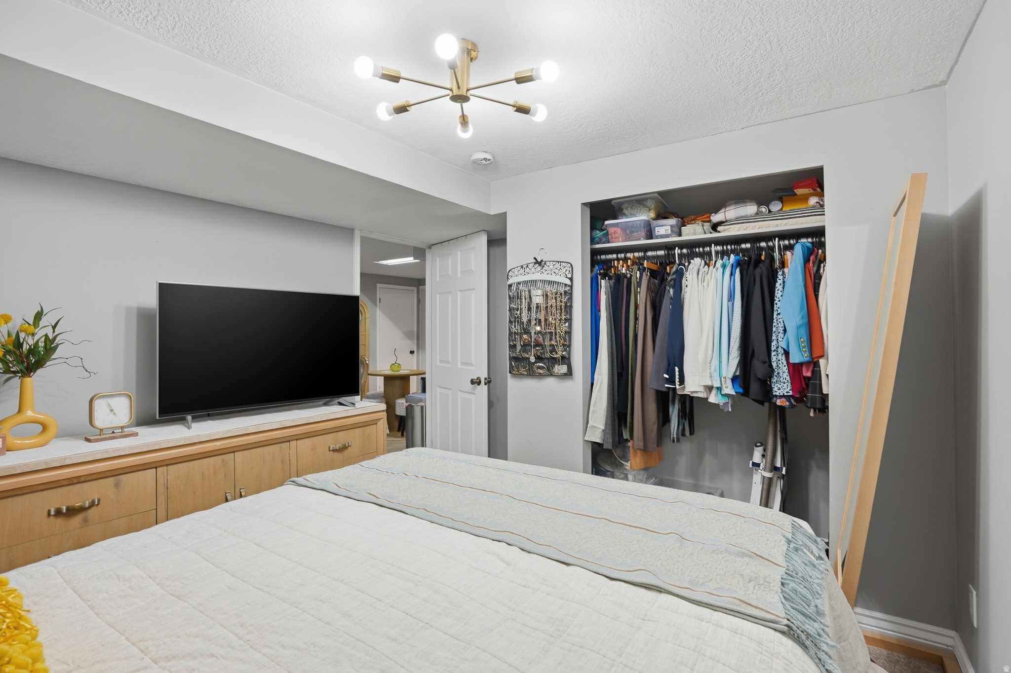 SHADOW VALLEY - Residential