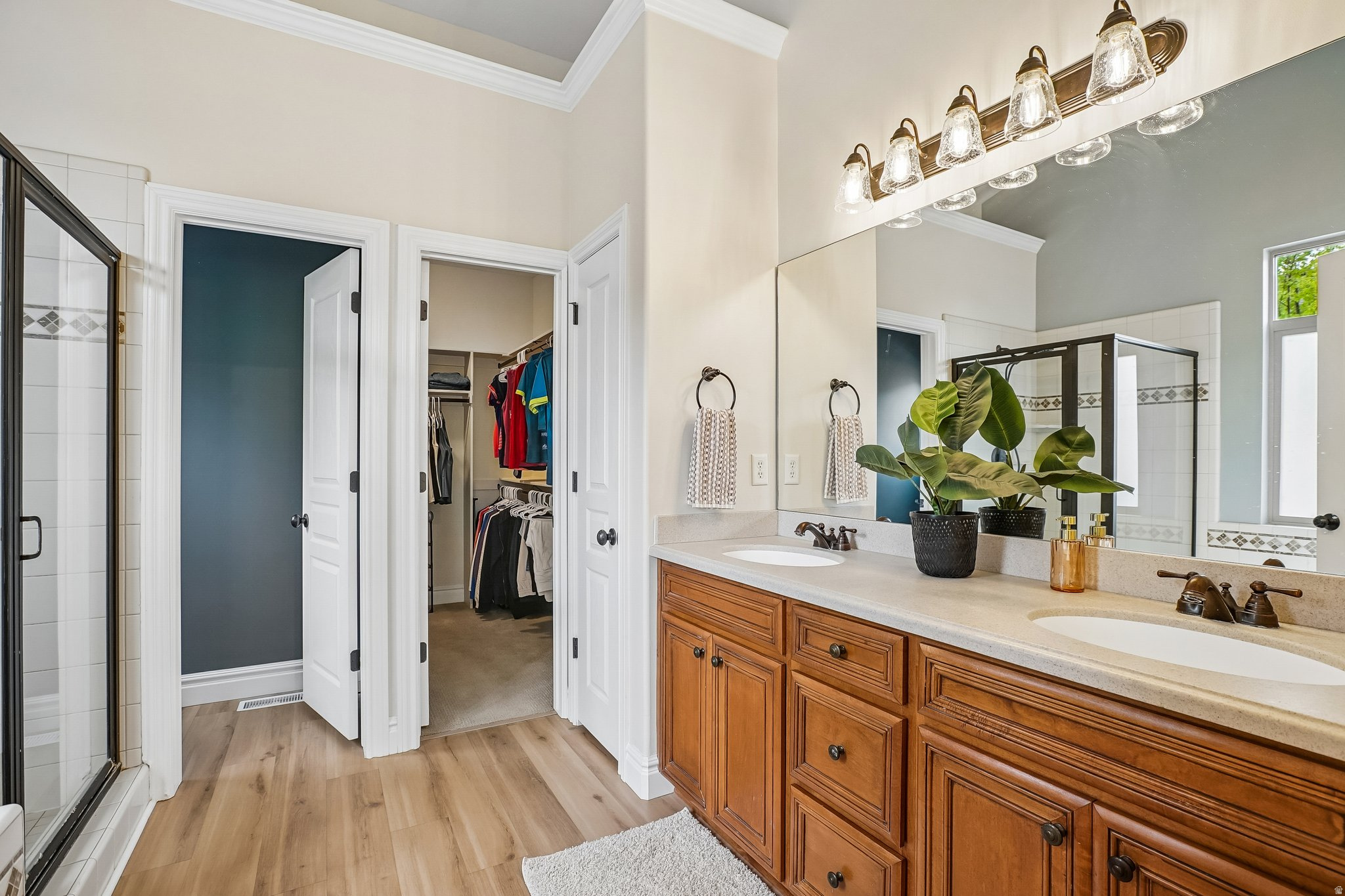 BLOOFIELD ESTATES - Residential