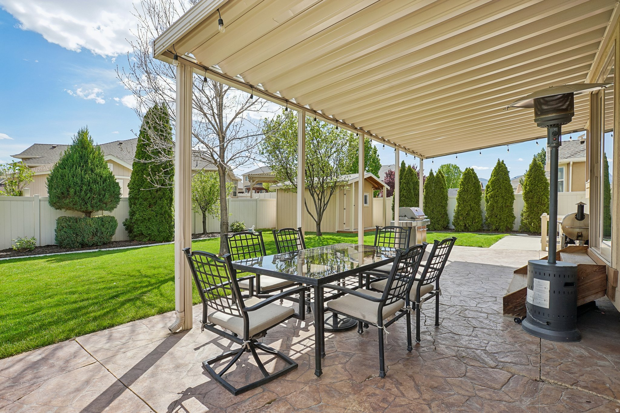 BLOOFIELD ESTATES - Residential