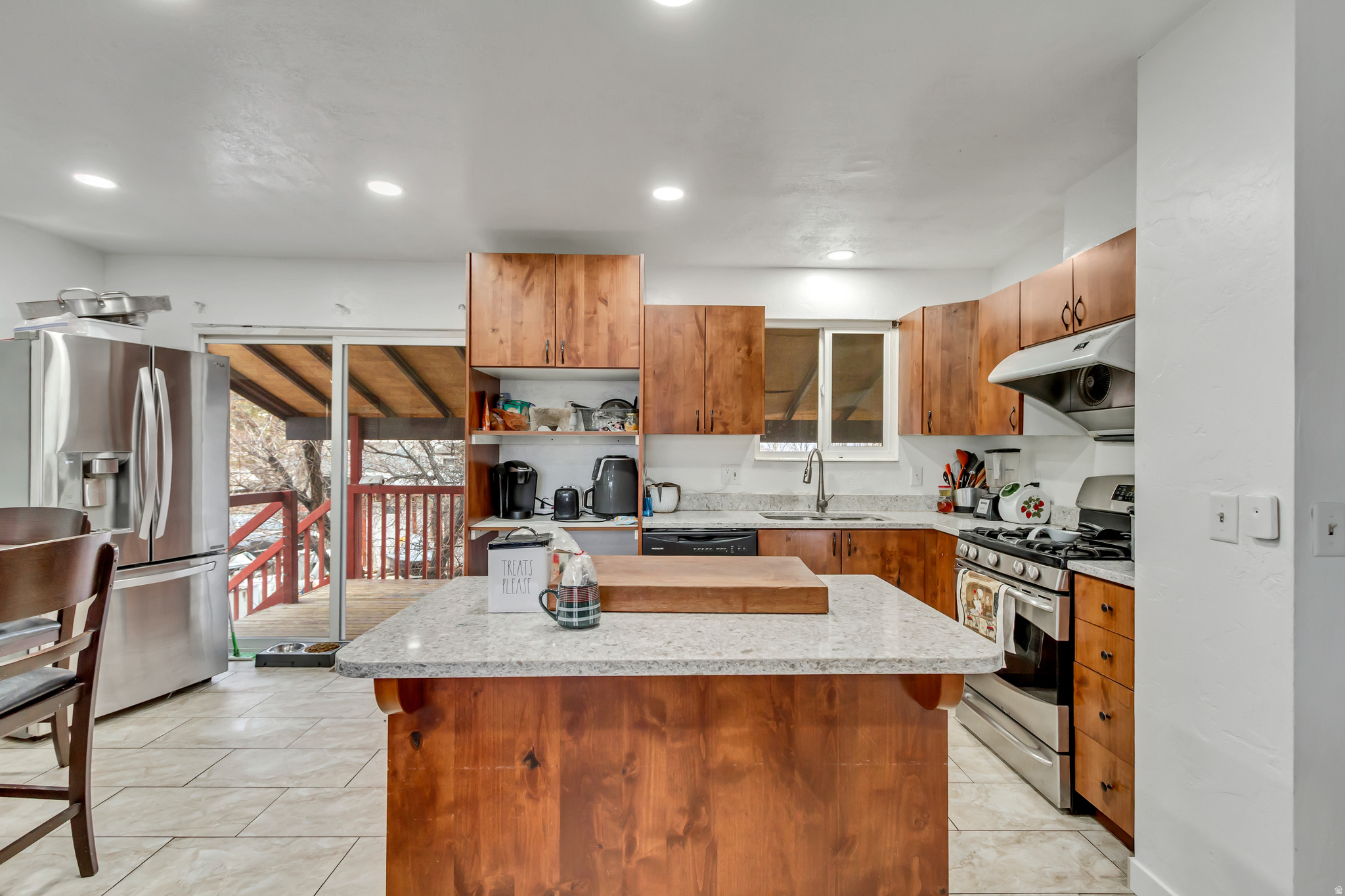 SUNDOWN - Residential