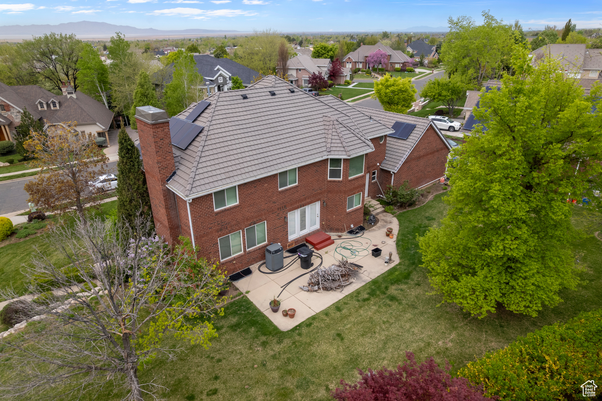 SUMMERWOOD - Residential