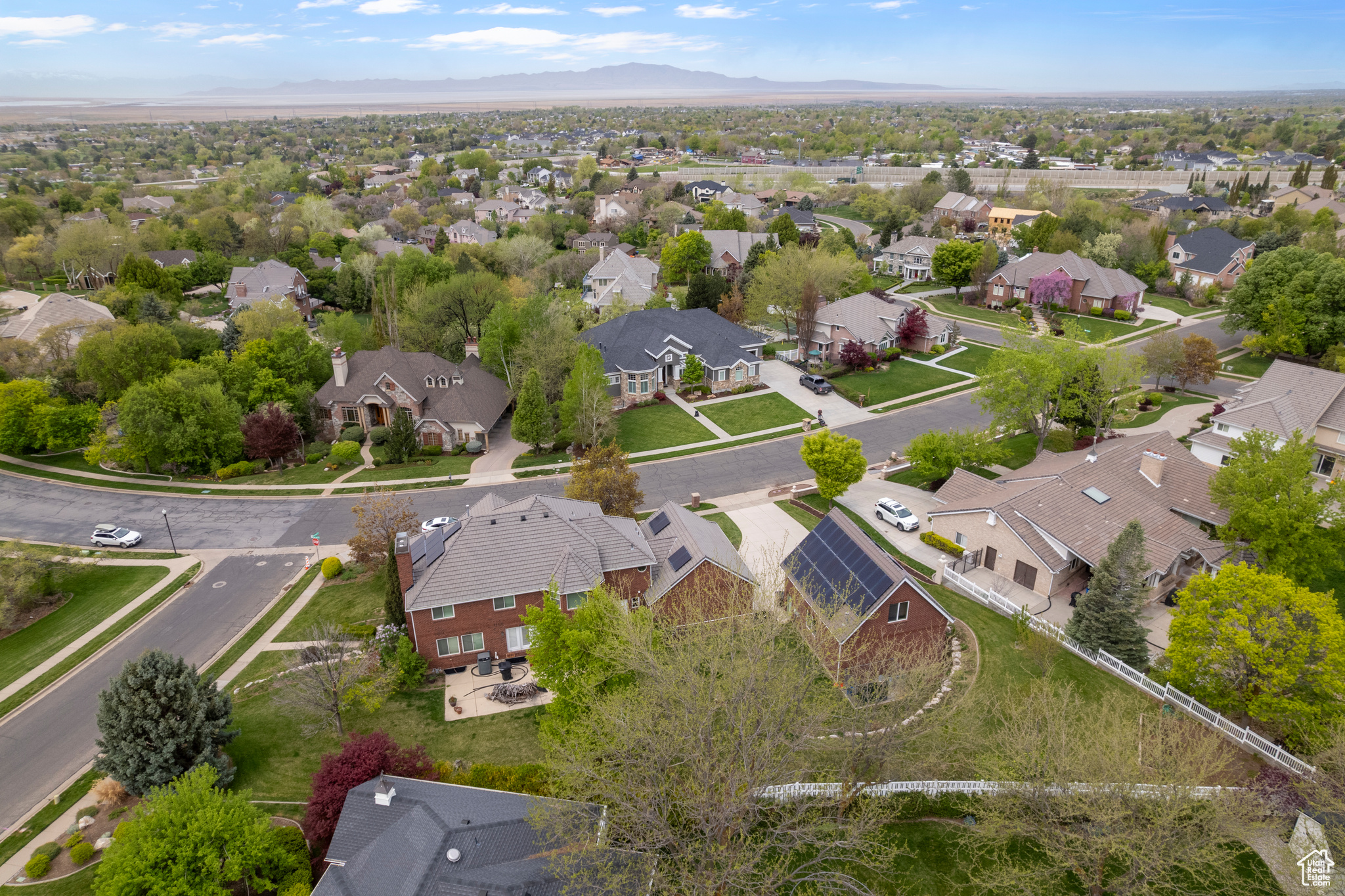 SUMMERWOOD - Residential