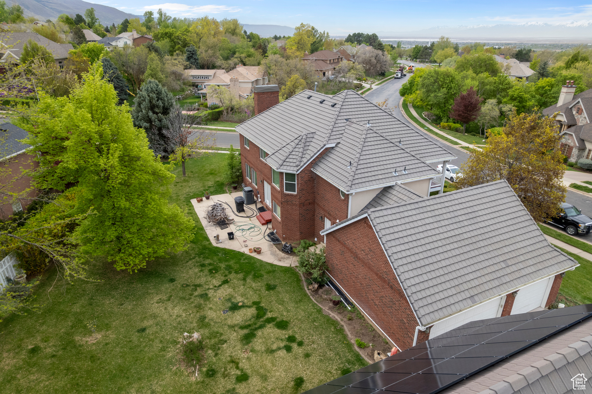 SUMMERWOOD - Residential