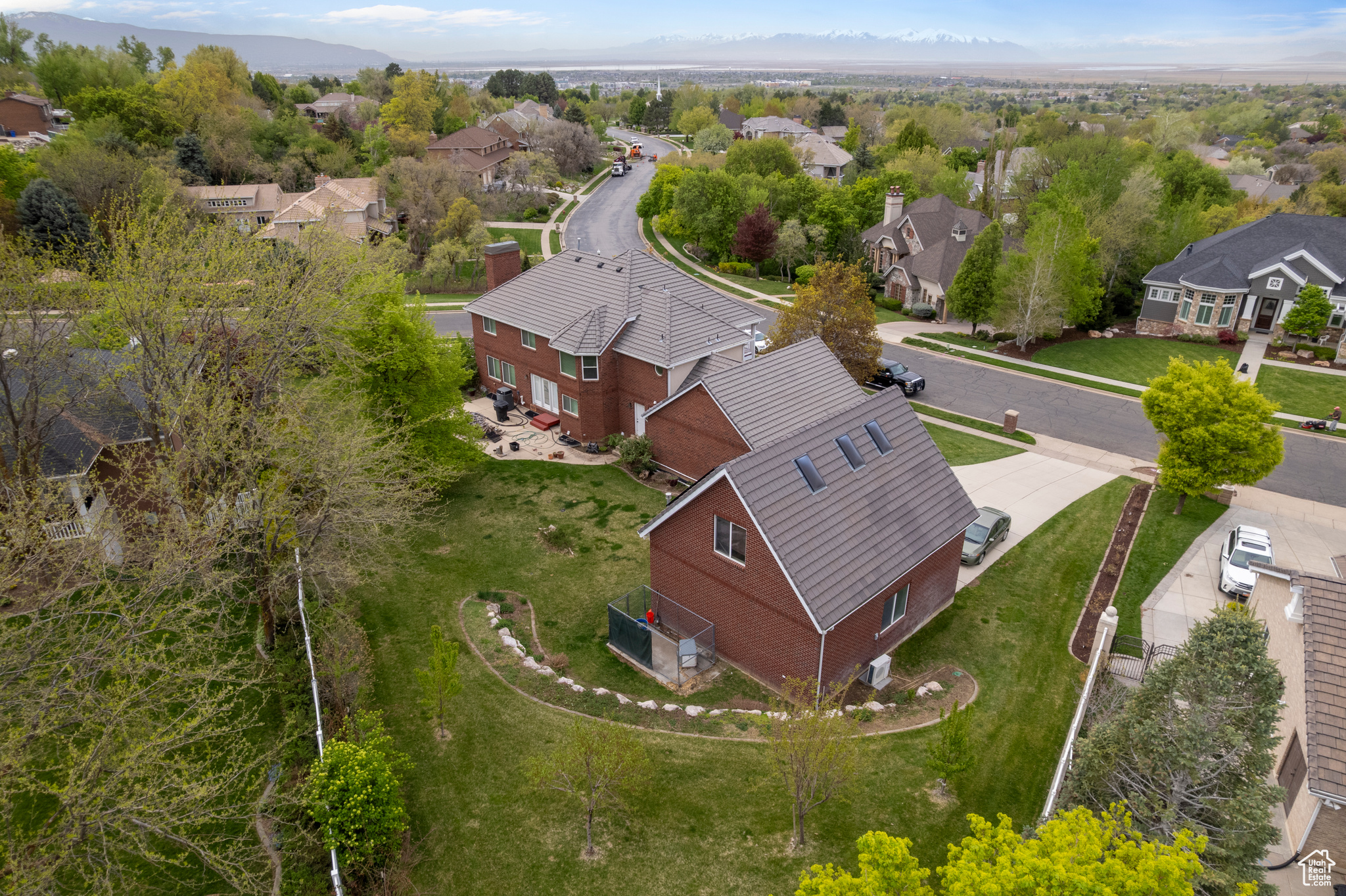 SUMMERWOOD - Residential