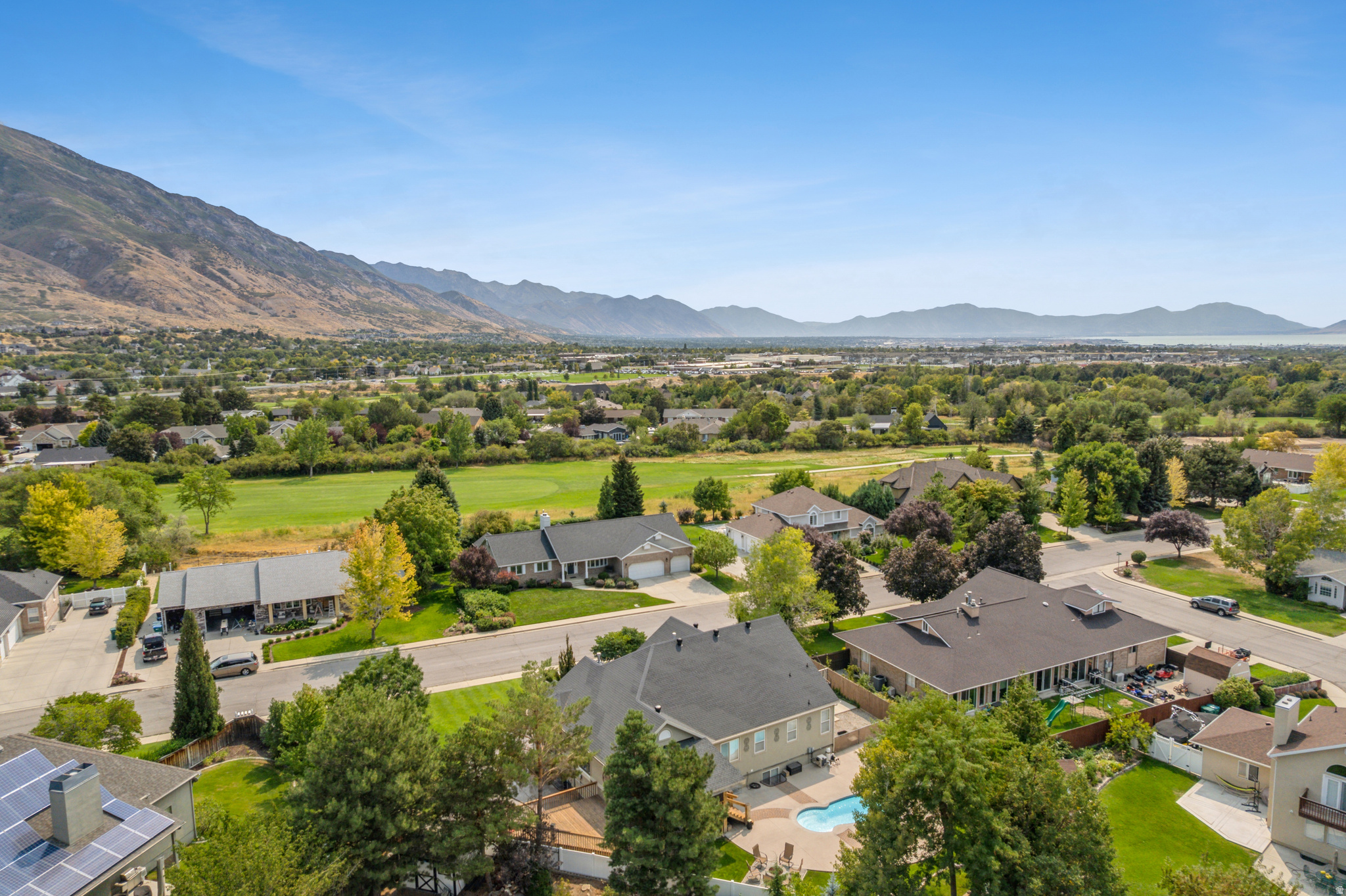 ALPINE COUNTRY - Residential