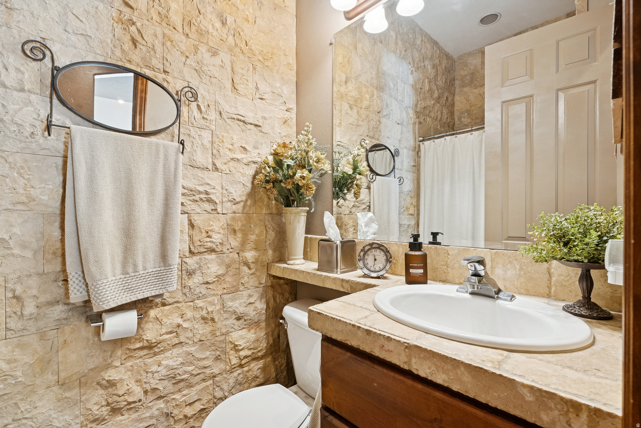 ALPINE COUNTRY - Residential