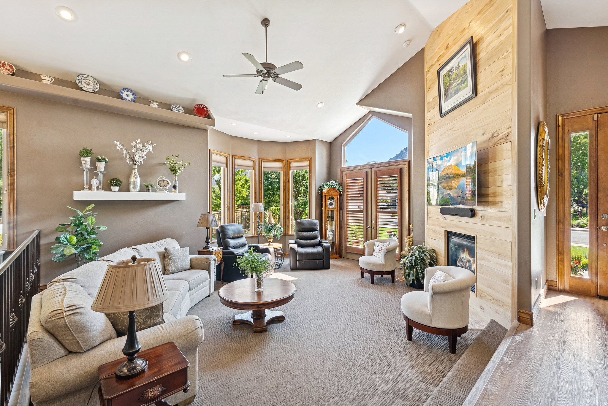 ALPINE COUNTRY - Residential