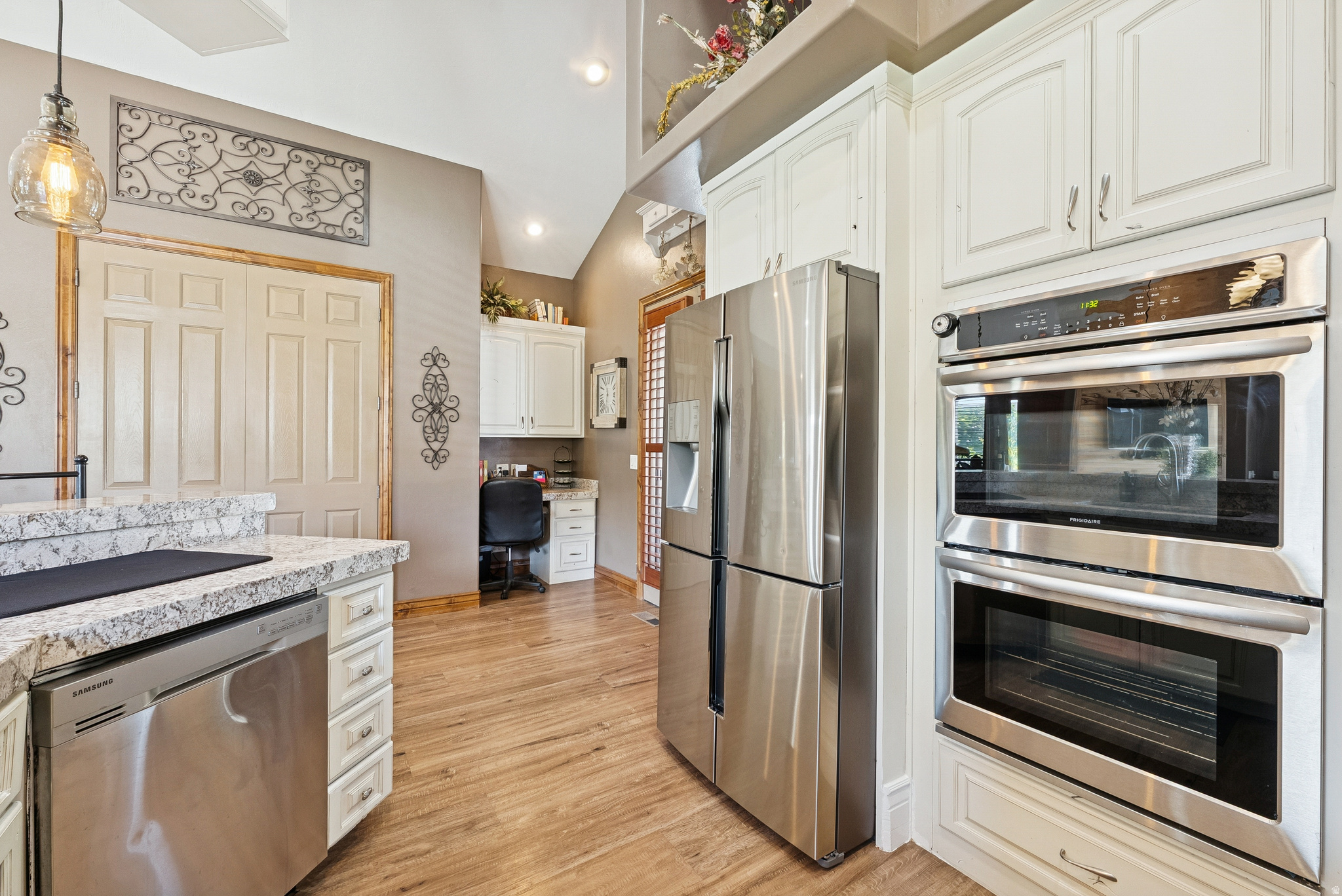 ALPINE COUNTRY - Residential