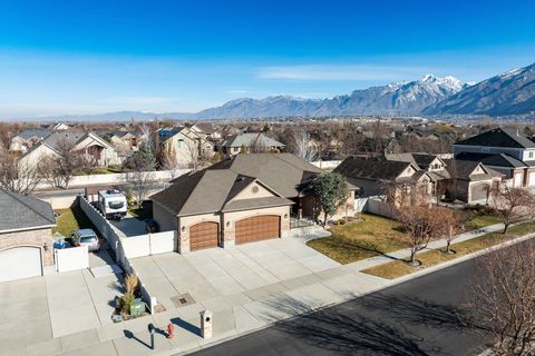 Tiny photo for 439 E MIDLAKE DR, Draper, UT 84020 (MLS # 2132167)