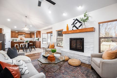 Tiny photo for 439 E MIDLAKE DR, Draper, UT 84020 (MLS # 2132167)