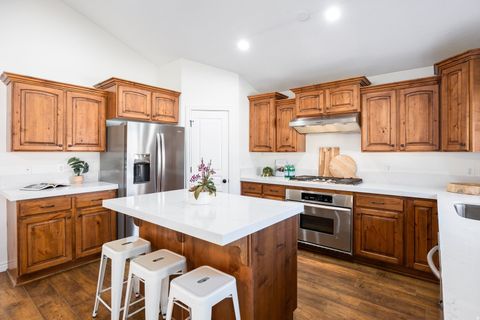 Tiny photo for 439 E MIDLAKE DR, Draper, UT 84020 (MLS # 2132167)