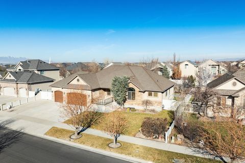 Tiny photo for 439 E MIDLAKE DR, Draper, UT 84020 (MLS # 2132167)