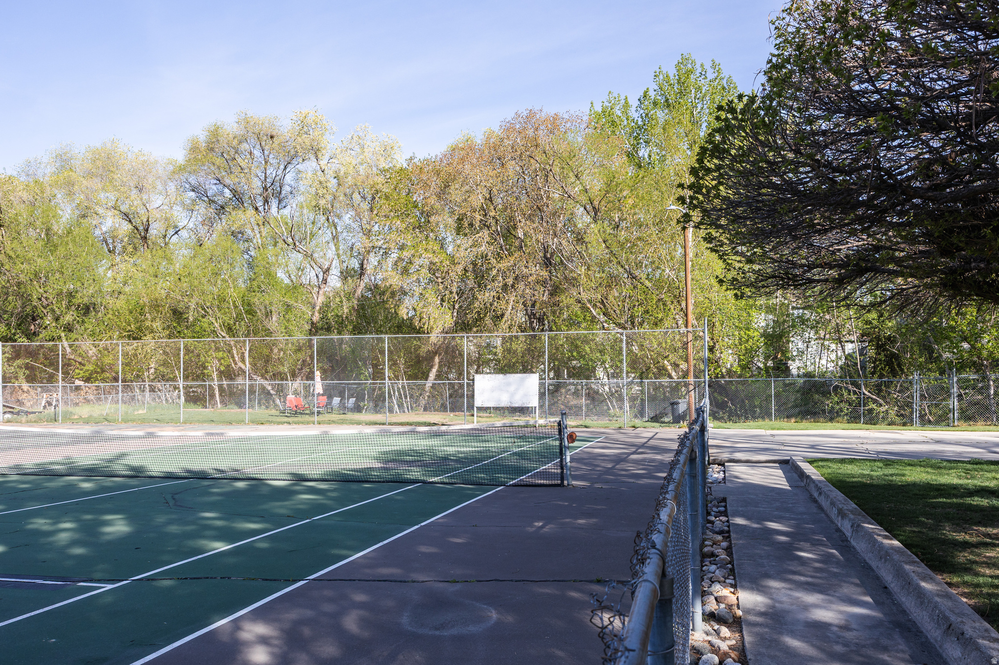 HIDDEN LAKE CONDM - Residential