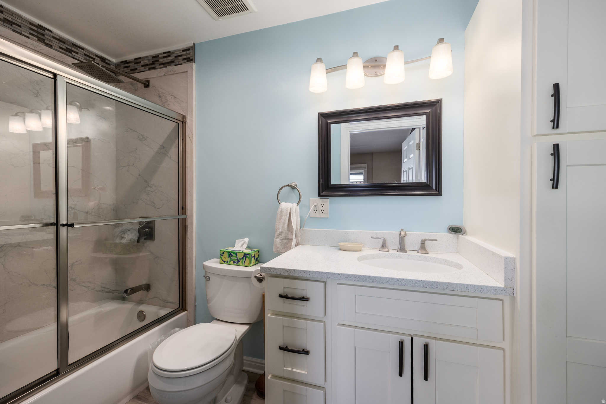 HIDDEN LAKE CONDM - Residential