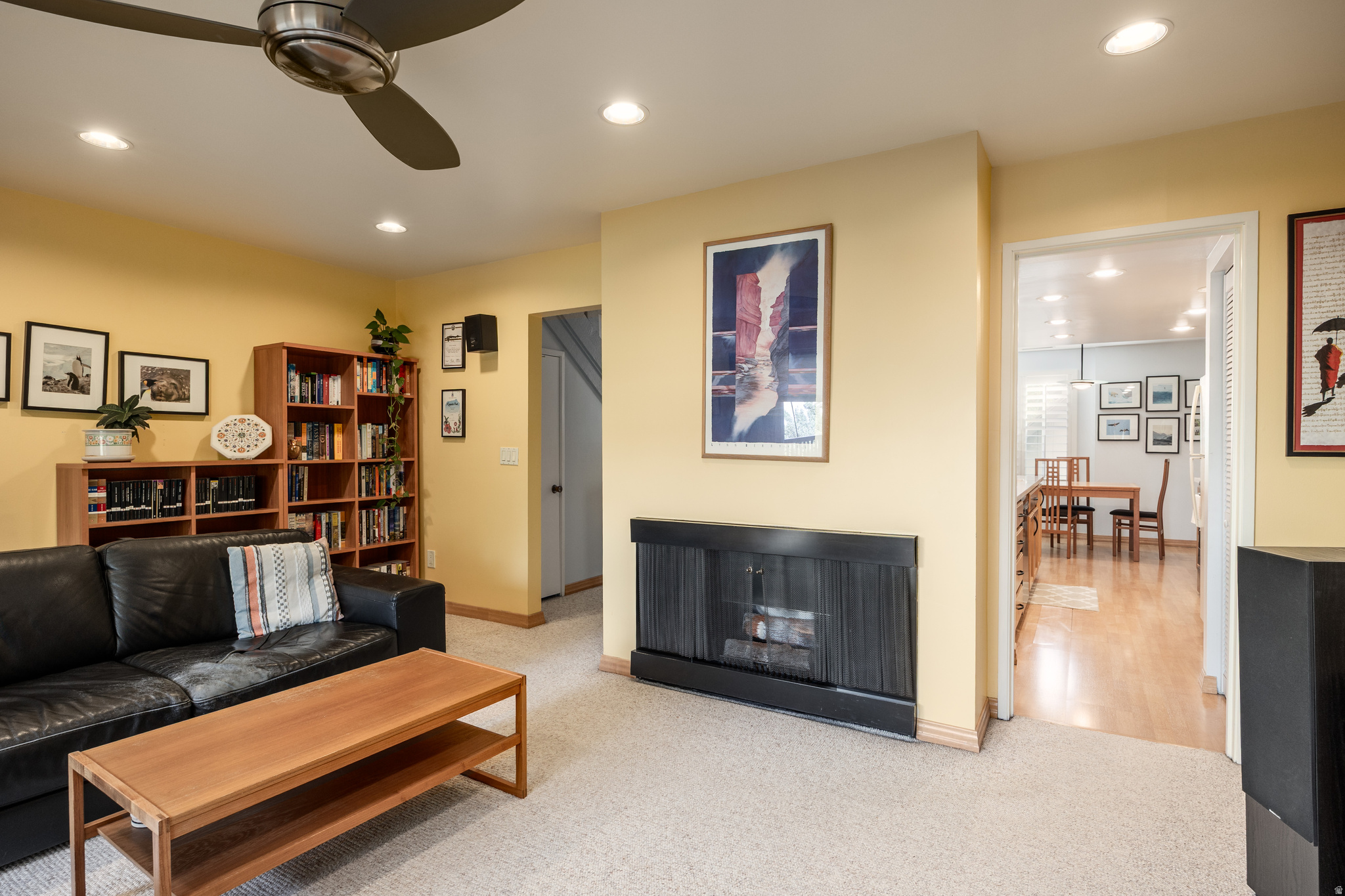 HIDDEN LAKE CONDM - Residential