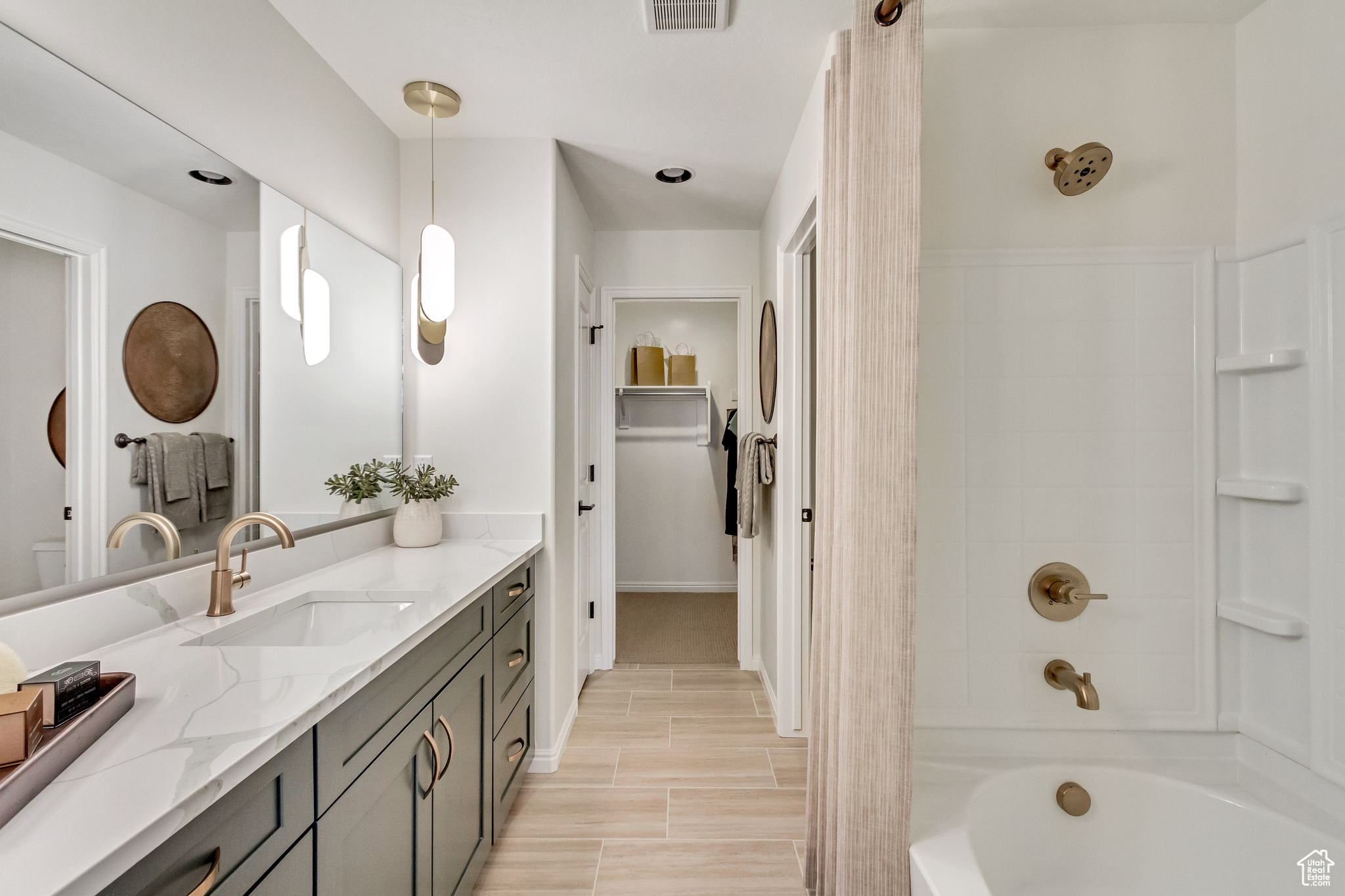 HARMONY PLACE - Residential