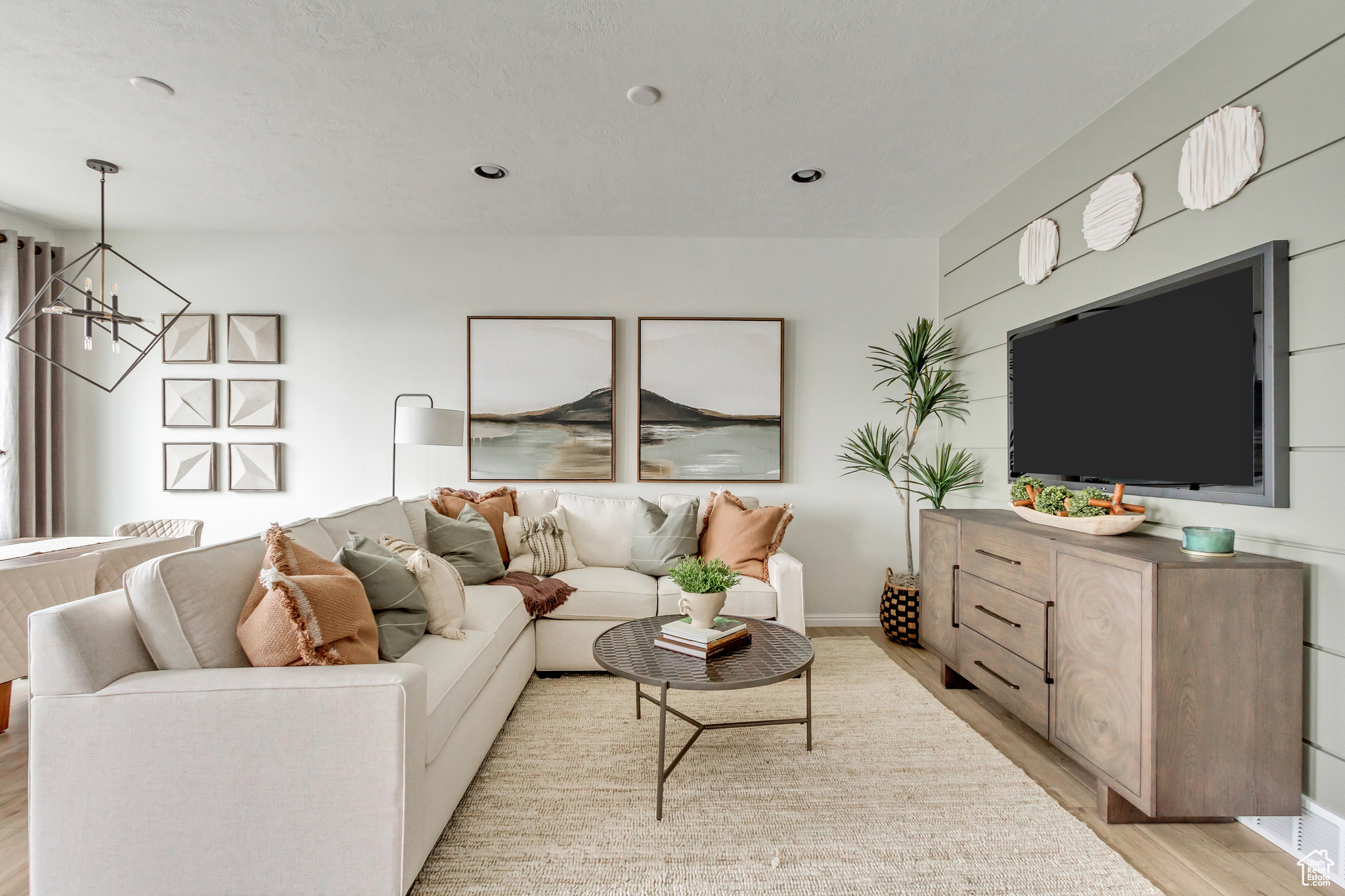 HARMONY PLACE - Residential