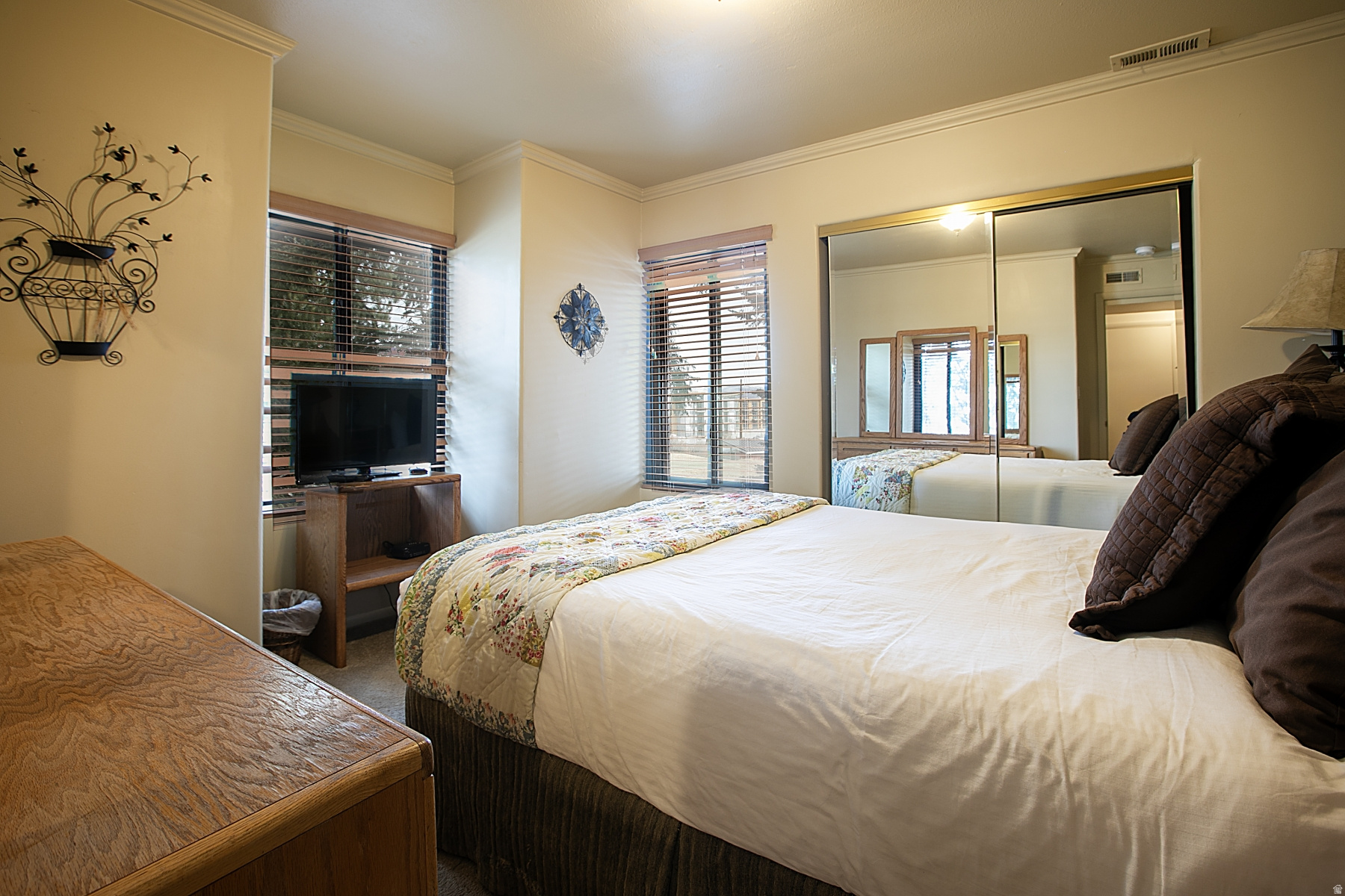 PARK WEST / HIDDEN CREEK - Residential