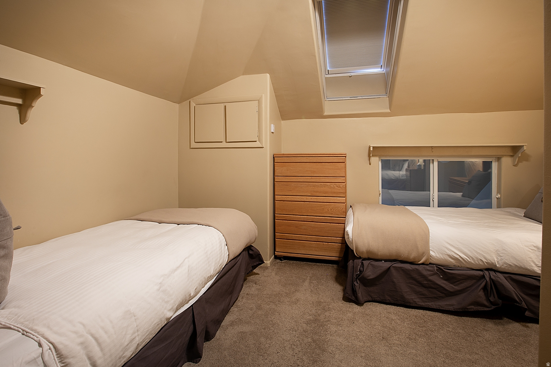 PARK WEST / HIDDEN CREEK - Residential