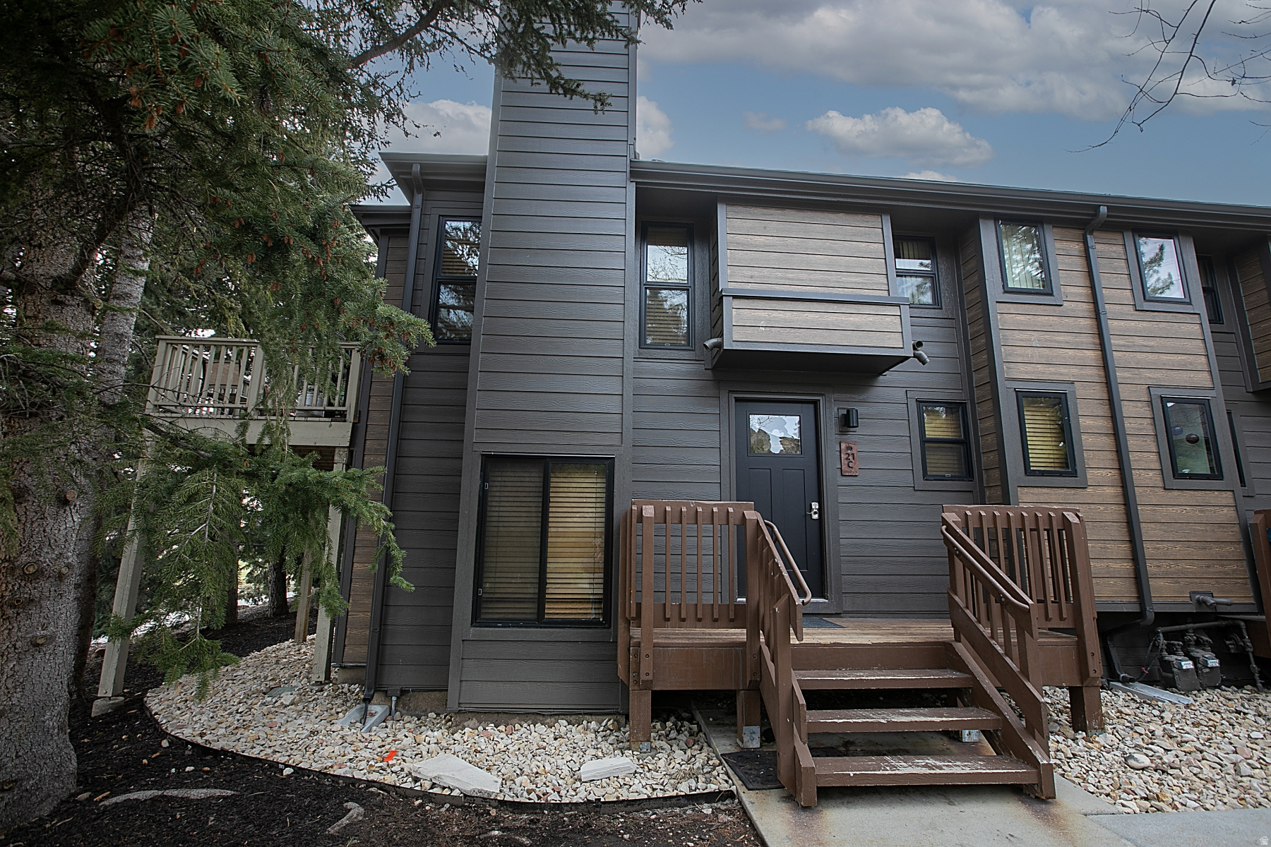 PARK WEST / HIDDEN CREEK - Residential