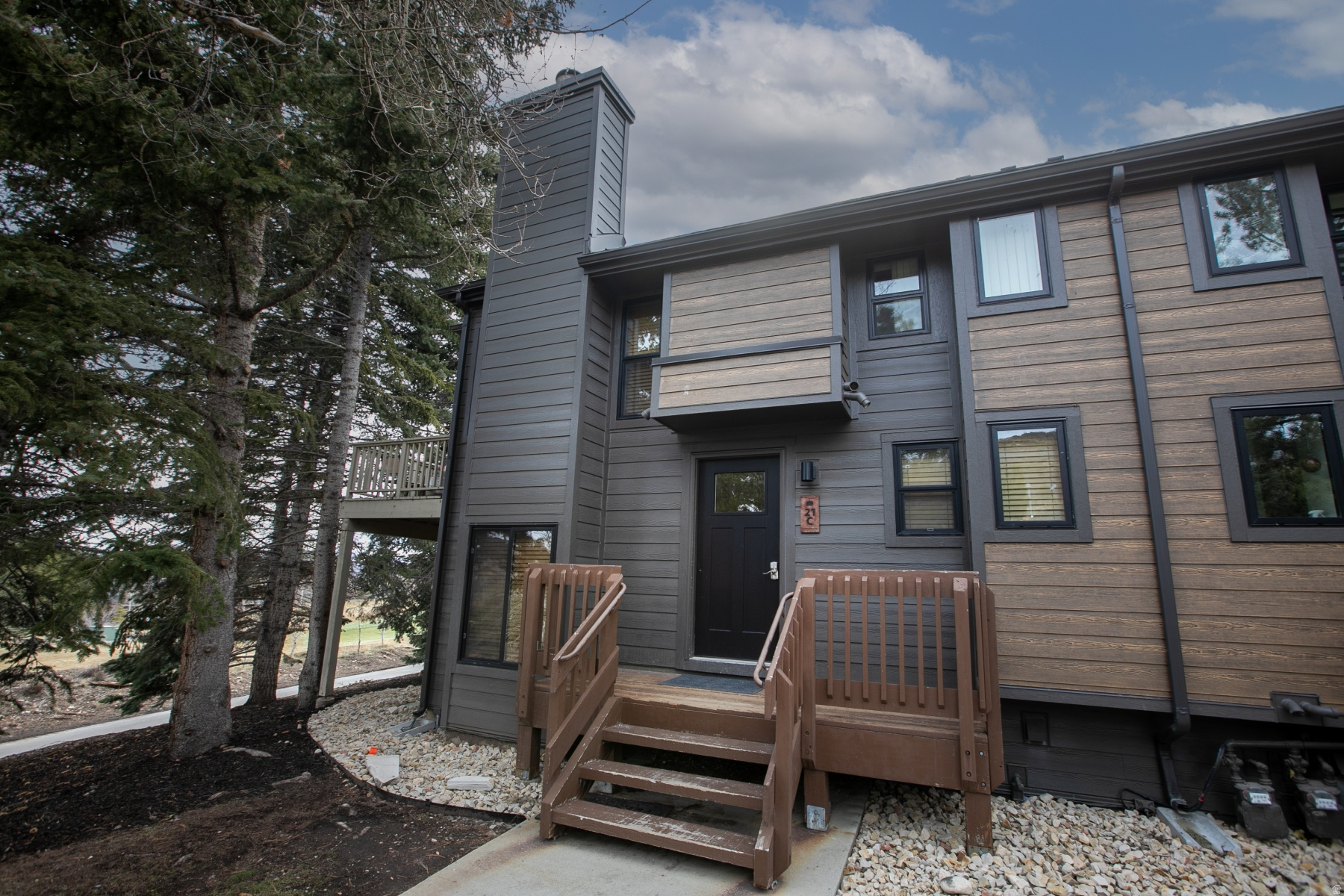 PARK WEST / HIDDEN CREEK - Residential