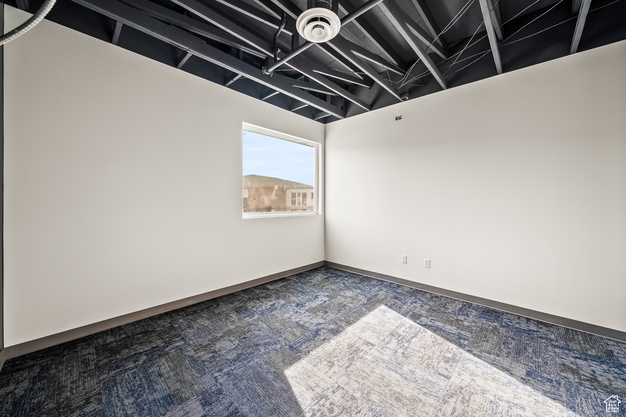 PARK CITY - Commercial Sale