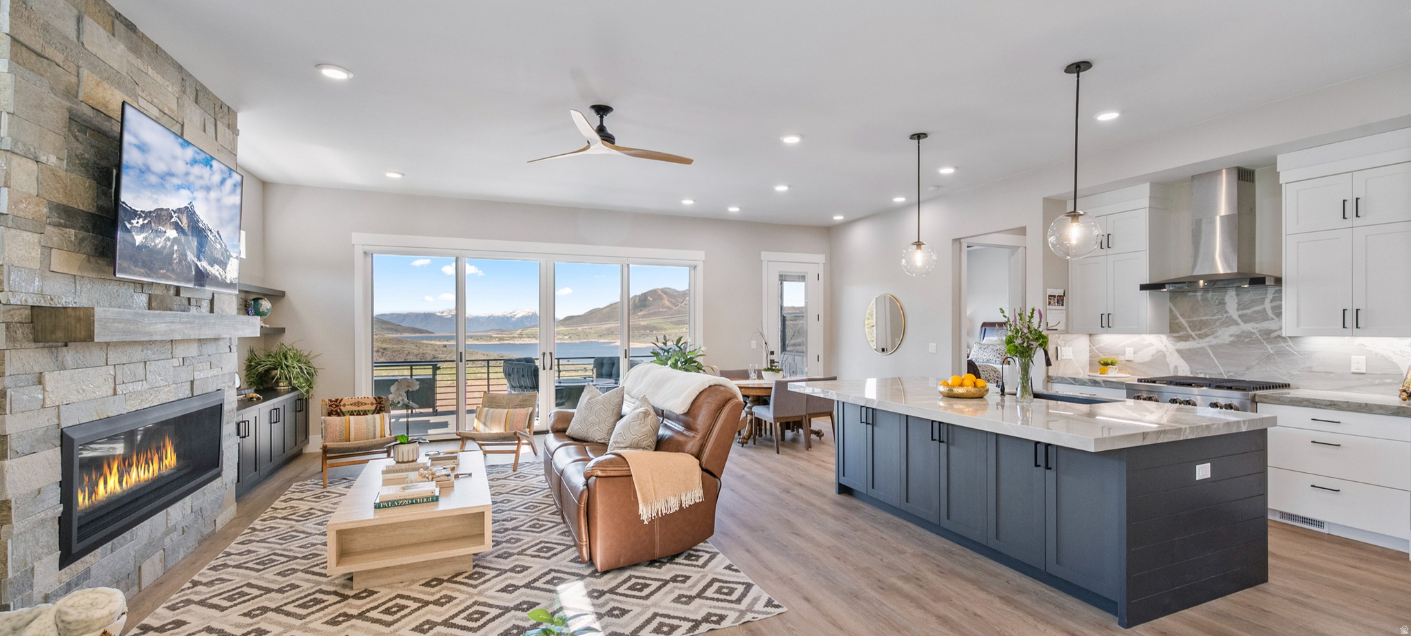 SHORELINE - Residential Income
