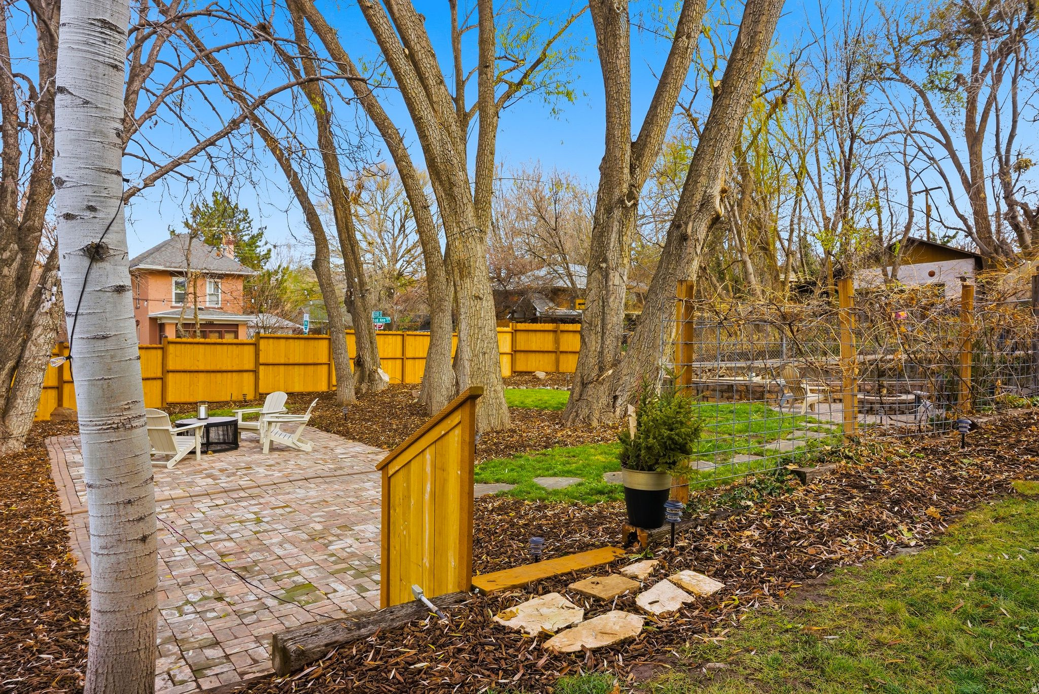 NORWOOD PLACE - Residential